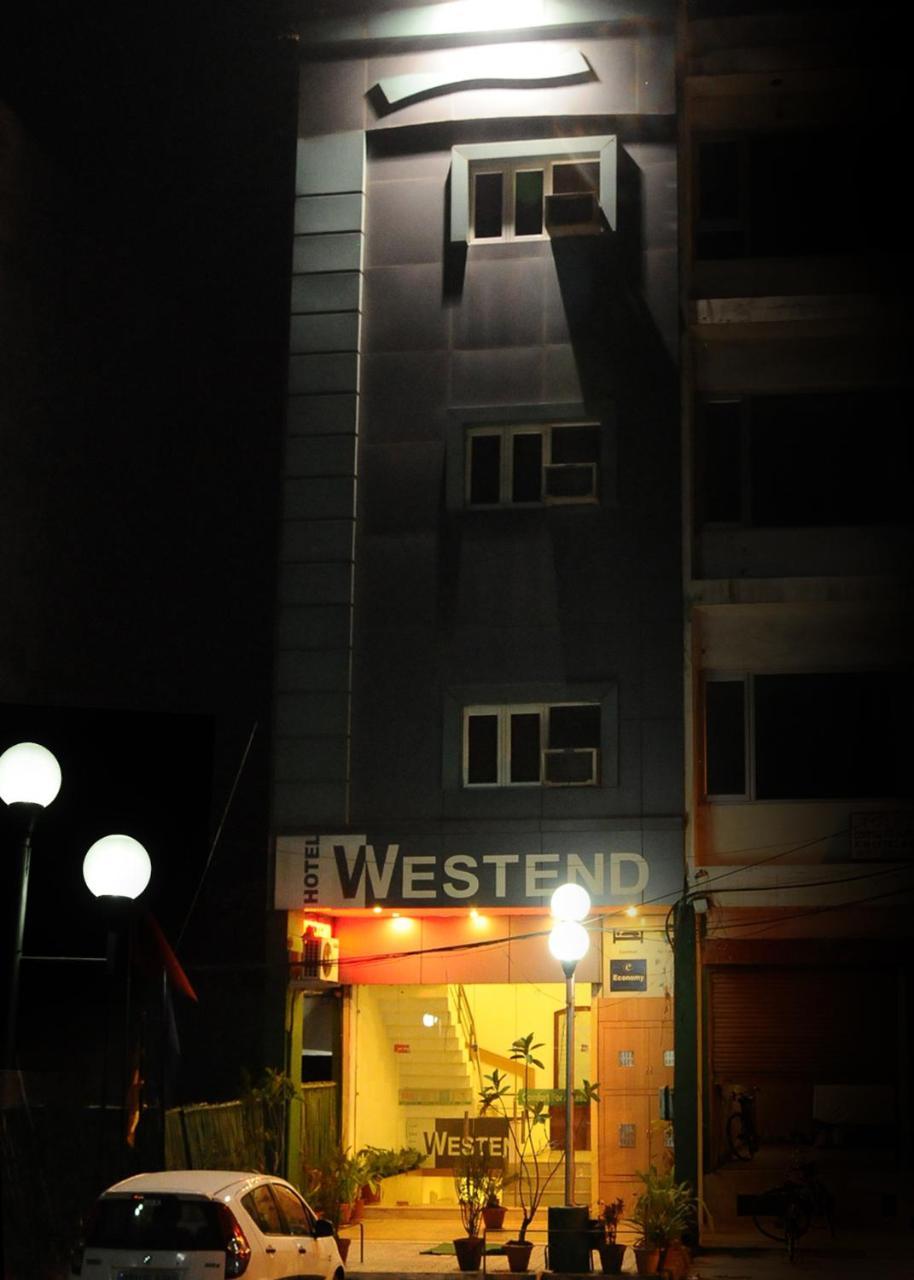 Hotel Westend Джаландхар Экстерьер фото